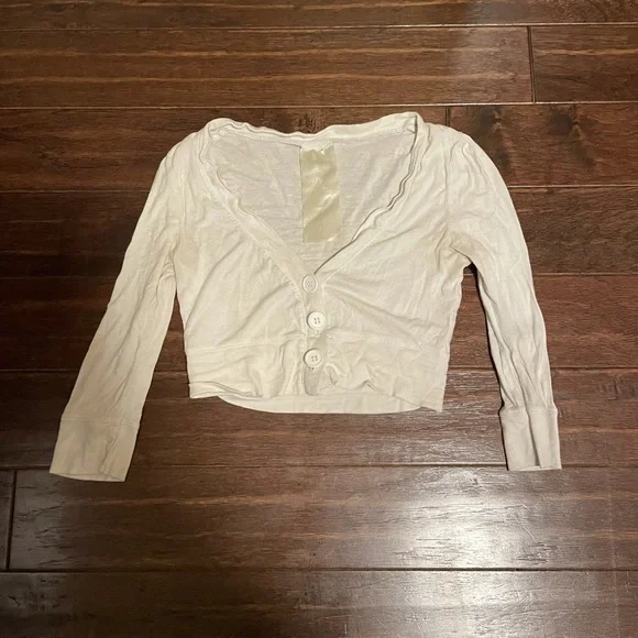 Top - Picture 3 of 3